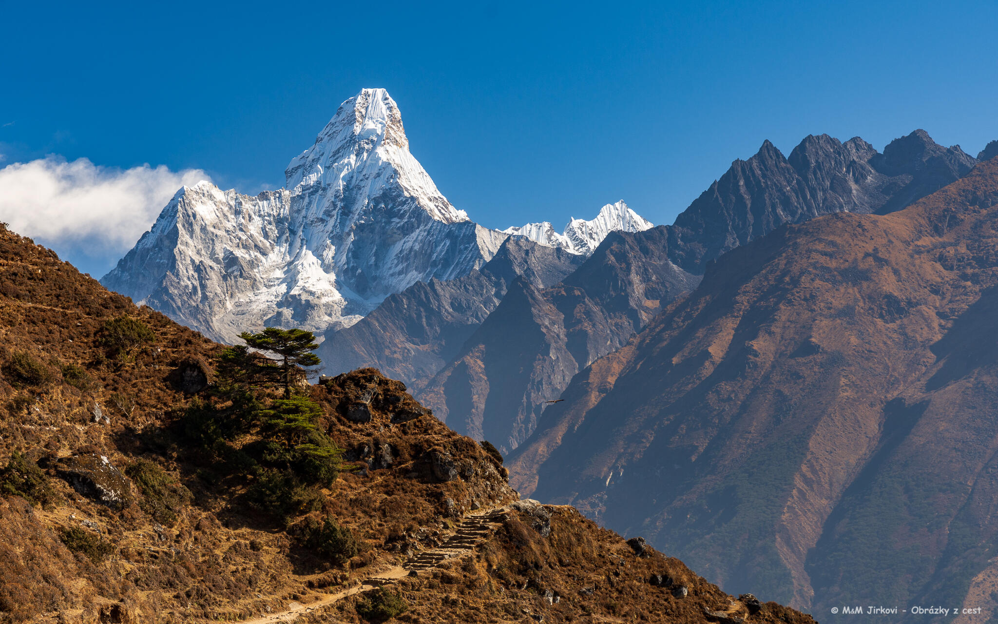 Ama Dablam (6856 m)