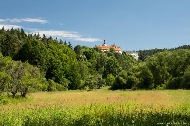 Rabštejnský zámek z druhé strany