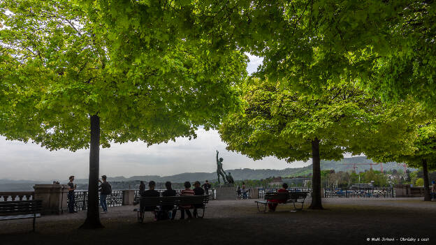 Zürich - svačinka v parku Bürkliterrasse