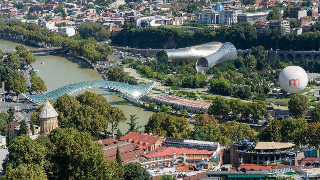 Tbilisi - Rike park a Bridge of Peace