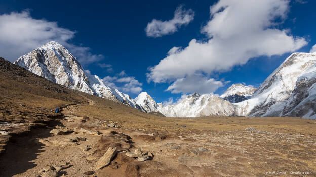 Cestička na vrchol Kala Patthar (5648 m)